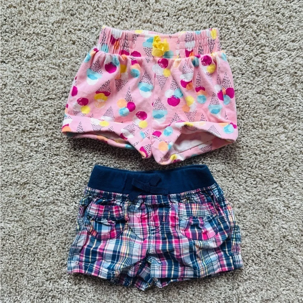 Bundle of 2 Baby Girl Shorts Plaid printed and Ice cream printed – 6-12 Months